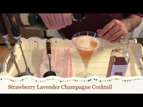 Strawberry Lavender Champagne Cocktail for Mother&#039;s Day