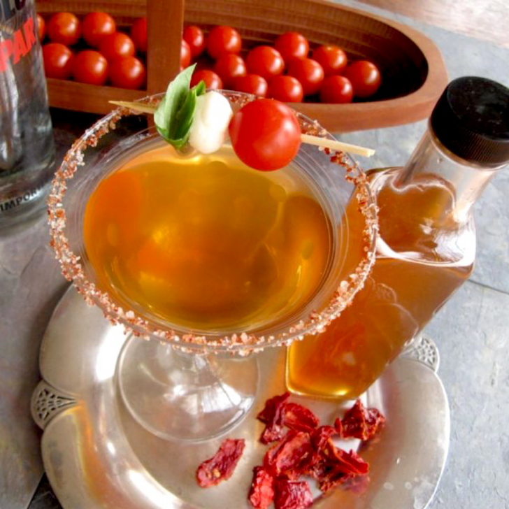 Tomato Water Martini: A Signature Summer Cocktail