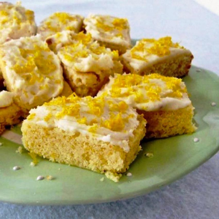 Squares of Limoncello Blondie bars