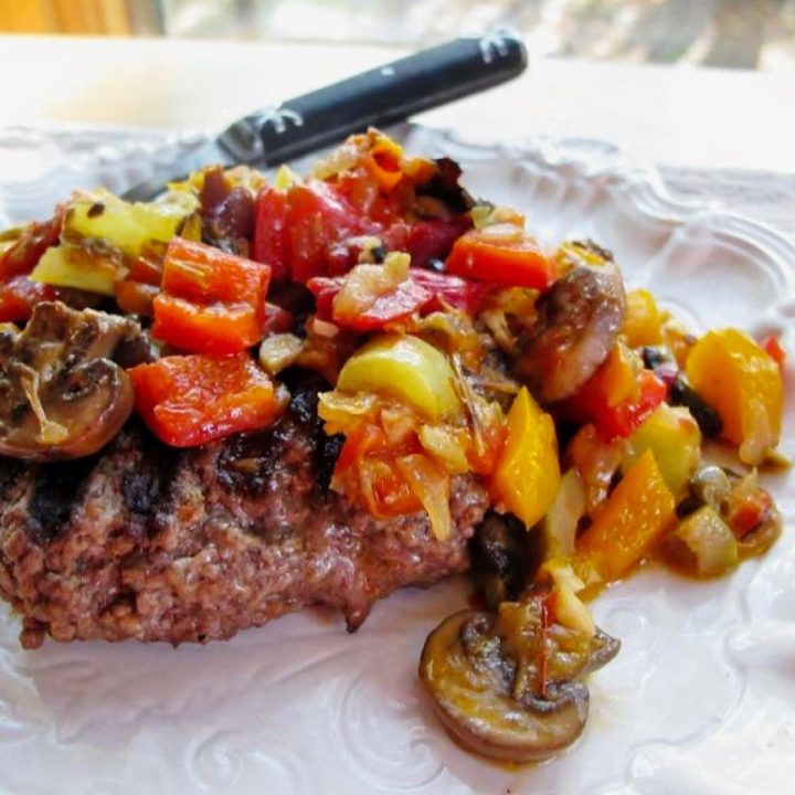 Low Carb Pepperonata Topping on Bunless Burger
