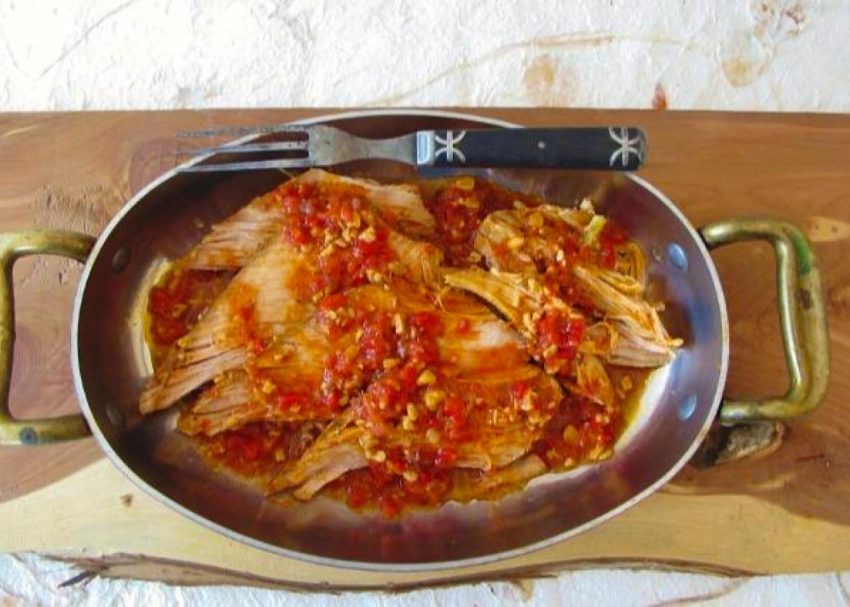 Pork loin covered with Romesco sauce
