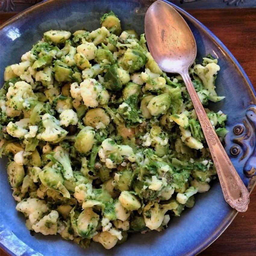 Low carb vegetable side dish using sprouts, cauliflower and peppers with a garlic-herb butter