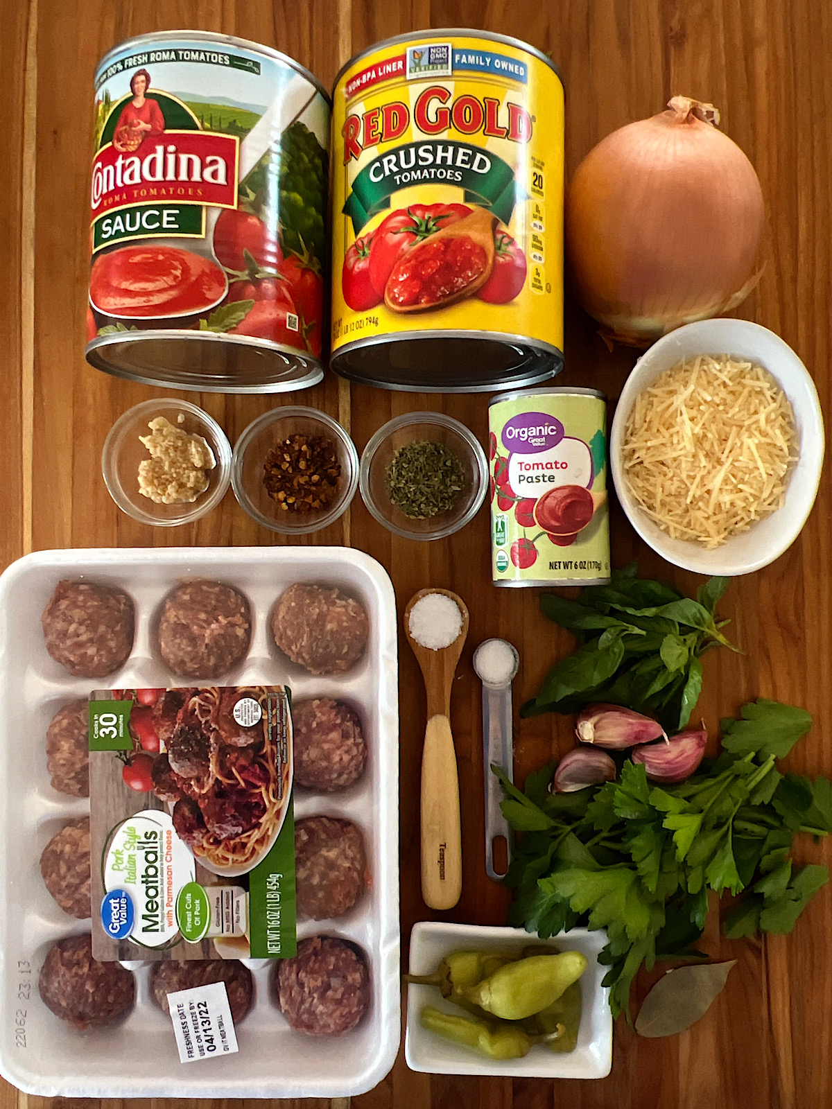 Ingredients for low carb Winter spaghetti and meatballs.