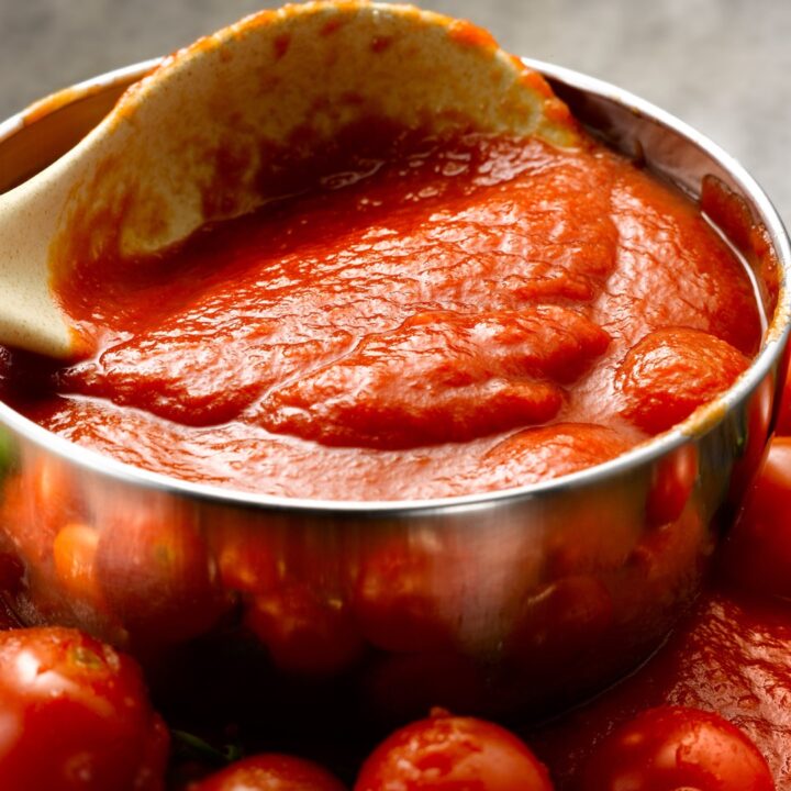 Low Carb Freezer Tomato Sauce with Sumac