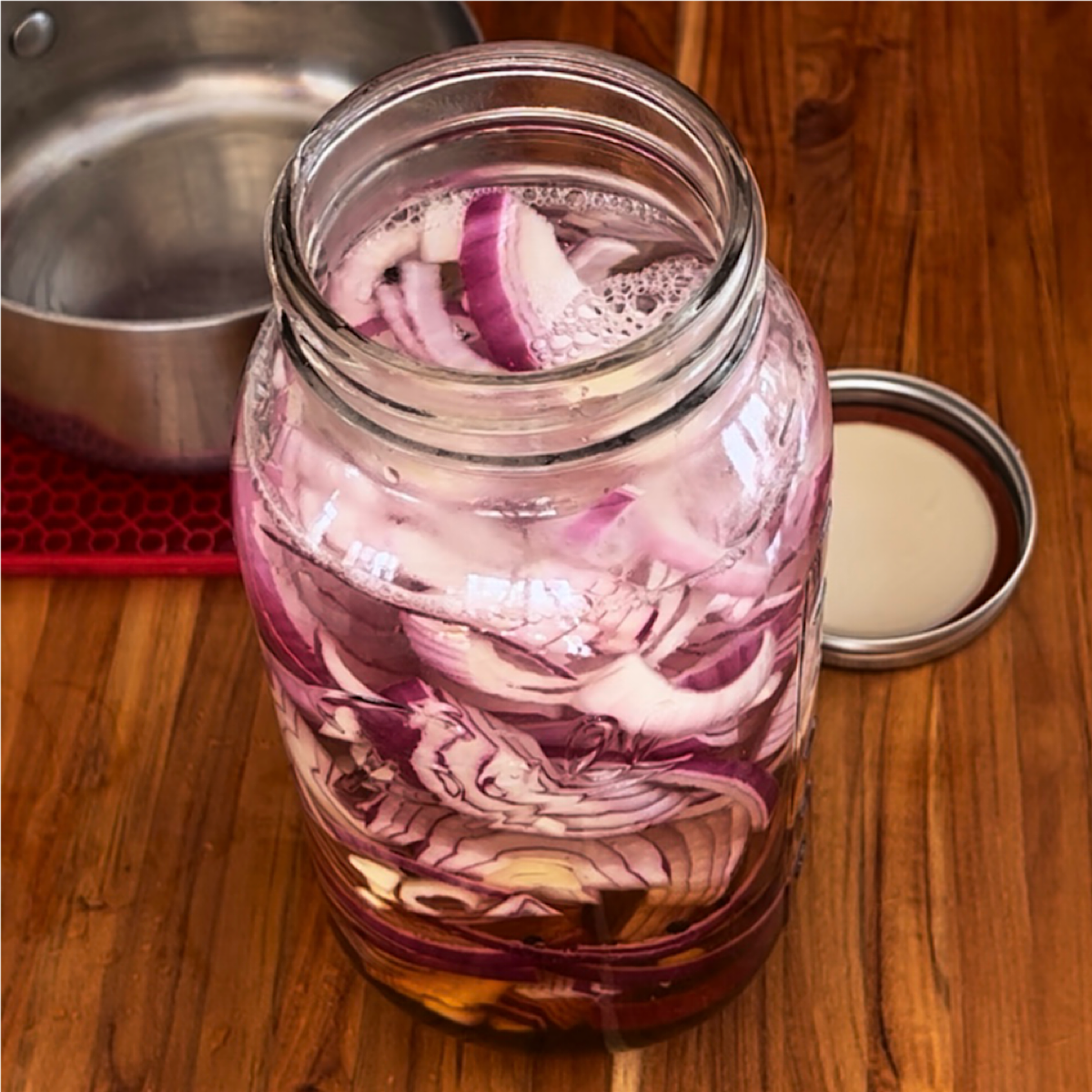 Pickled Red Onions: 6 Easy Steps - I'd Rather Be A Chef