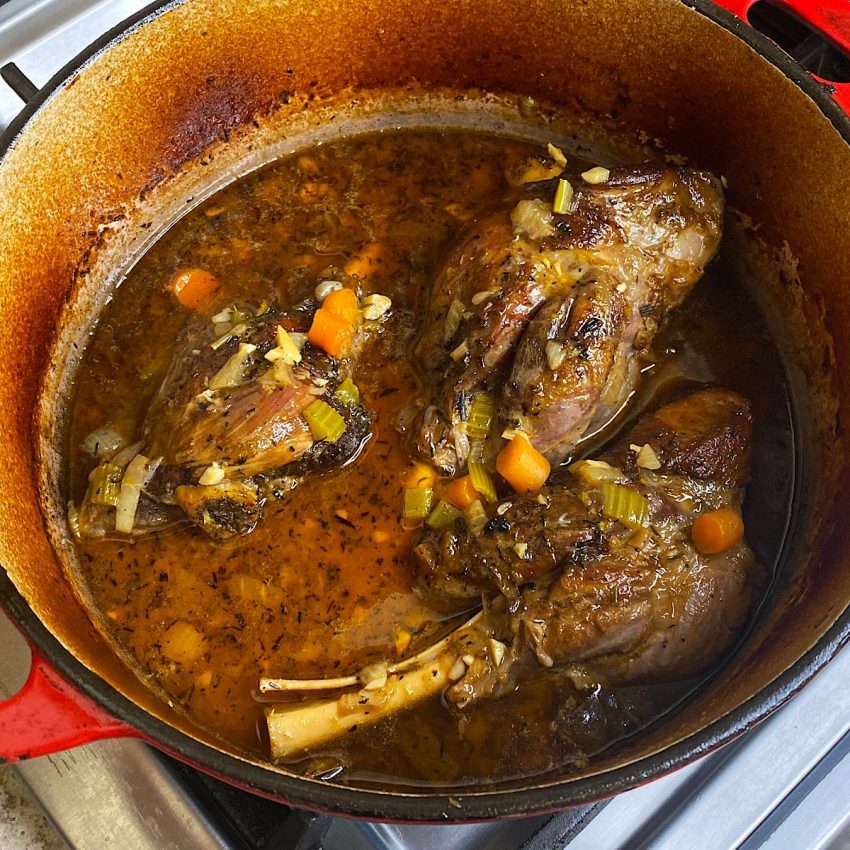 Osso buco with lamb shanks in dutch oven