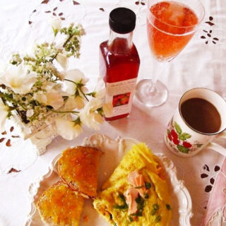 Mother’s Day brunch: salmon omelet, strawberry champagne & lemon marmalade