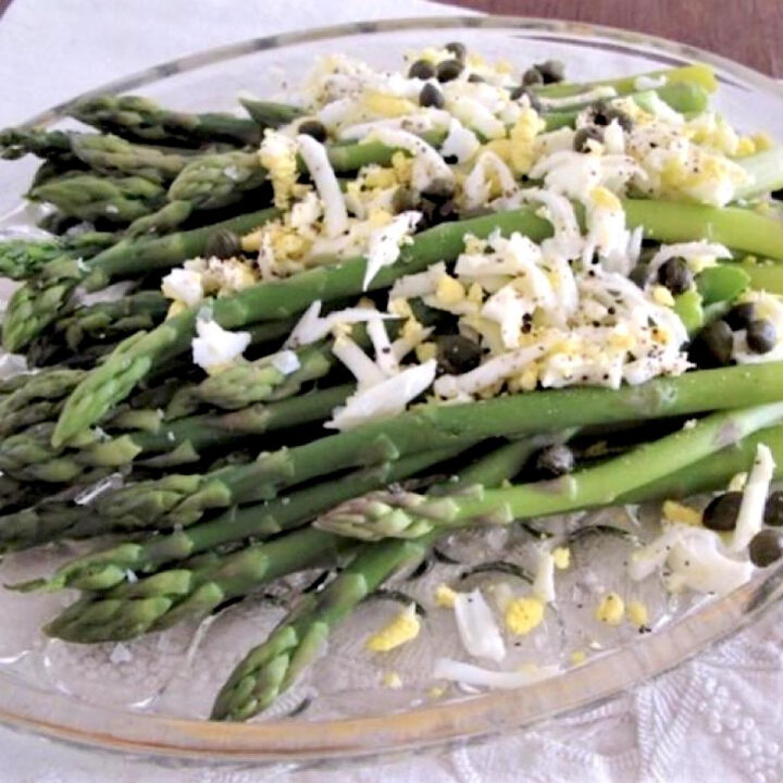 Asparagus with Eggs & Capers: Low Carb Side