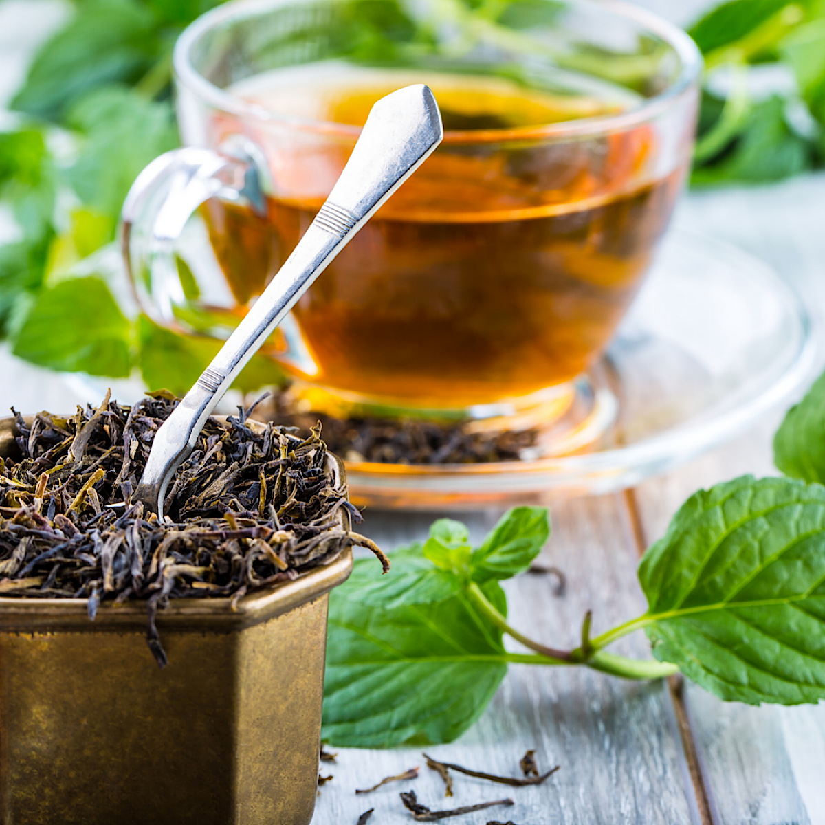 Mix It Up: 5 Ways to Blend Different Teas Together