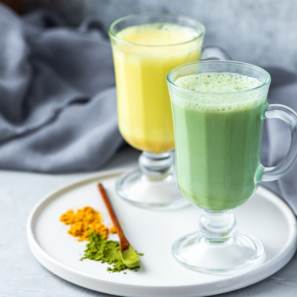 Turmeric and matcha teas