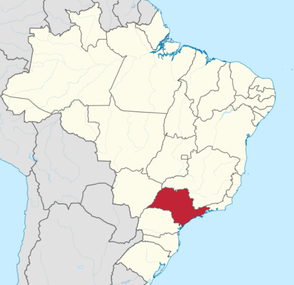 Map of Brazil highlighting the state of Sao Paulo in red.